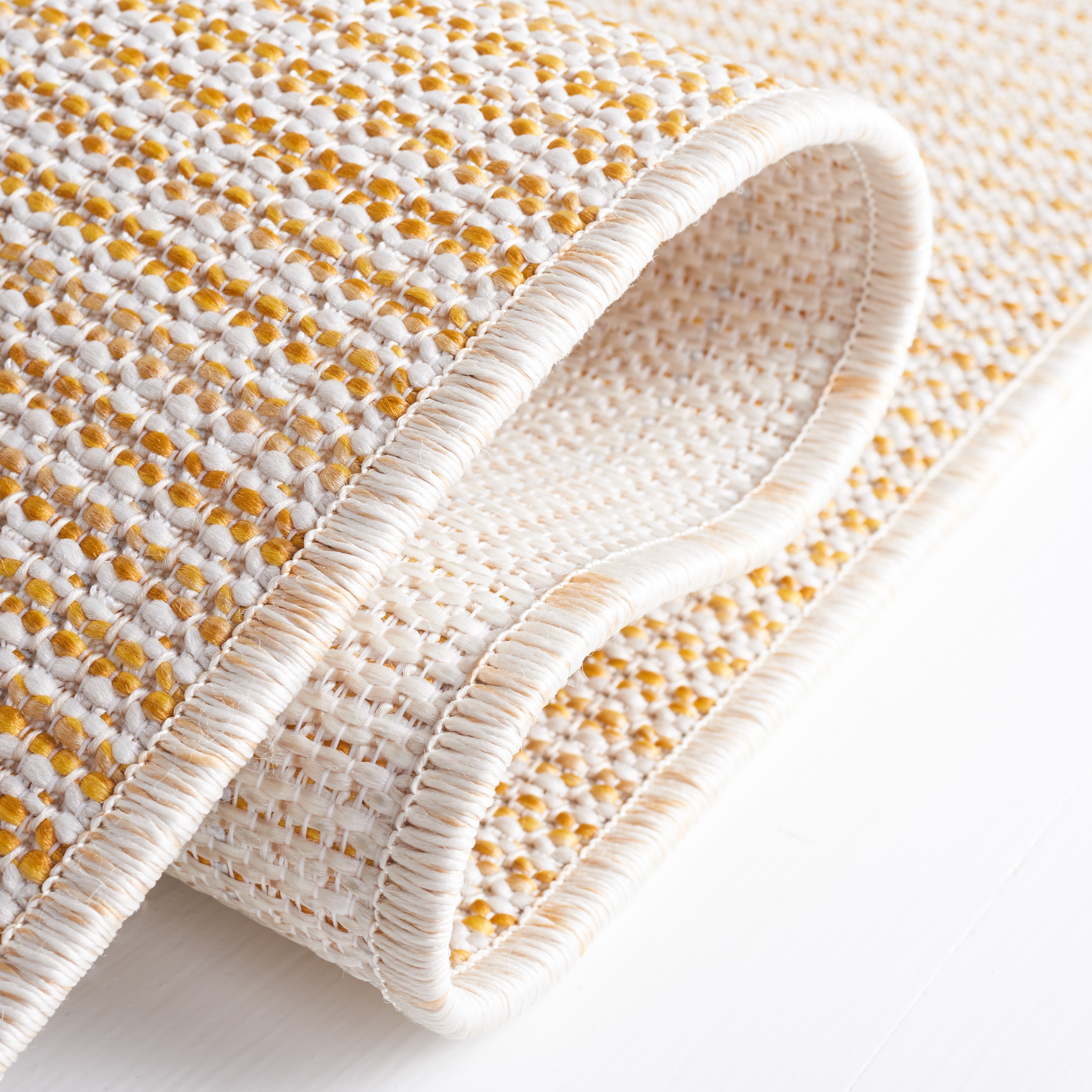 SAFAVIEH Martha Stewart Hampton Solid Indoor/Outdoor Area Rug, Yellow, 8' x 10'