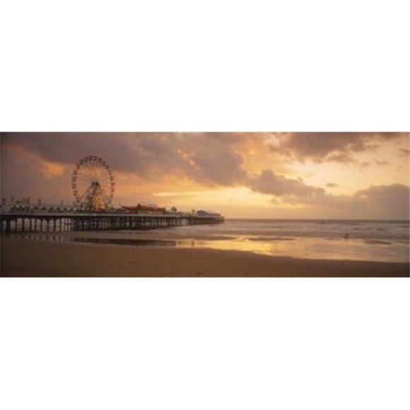 Grande Roue Près d'Un Quai Quai Central Blackpool Lancashire Angleterre Affiche Imprimée, 18 x 7