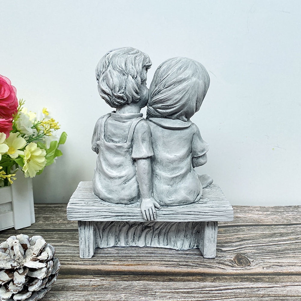 Kissing Statue Resin Girl Garden Sculpture Boy Statues Couple Yard Figurine Figure Outdoor Children Sculptureskids