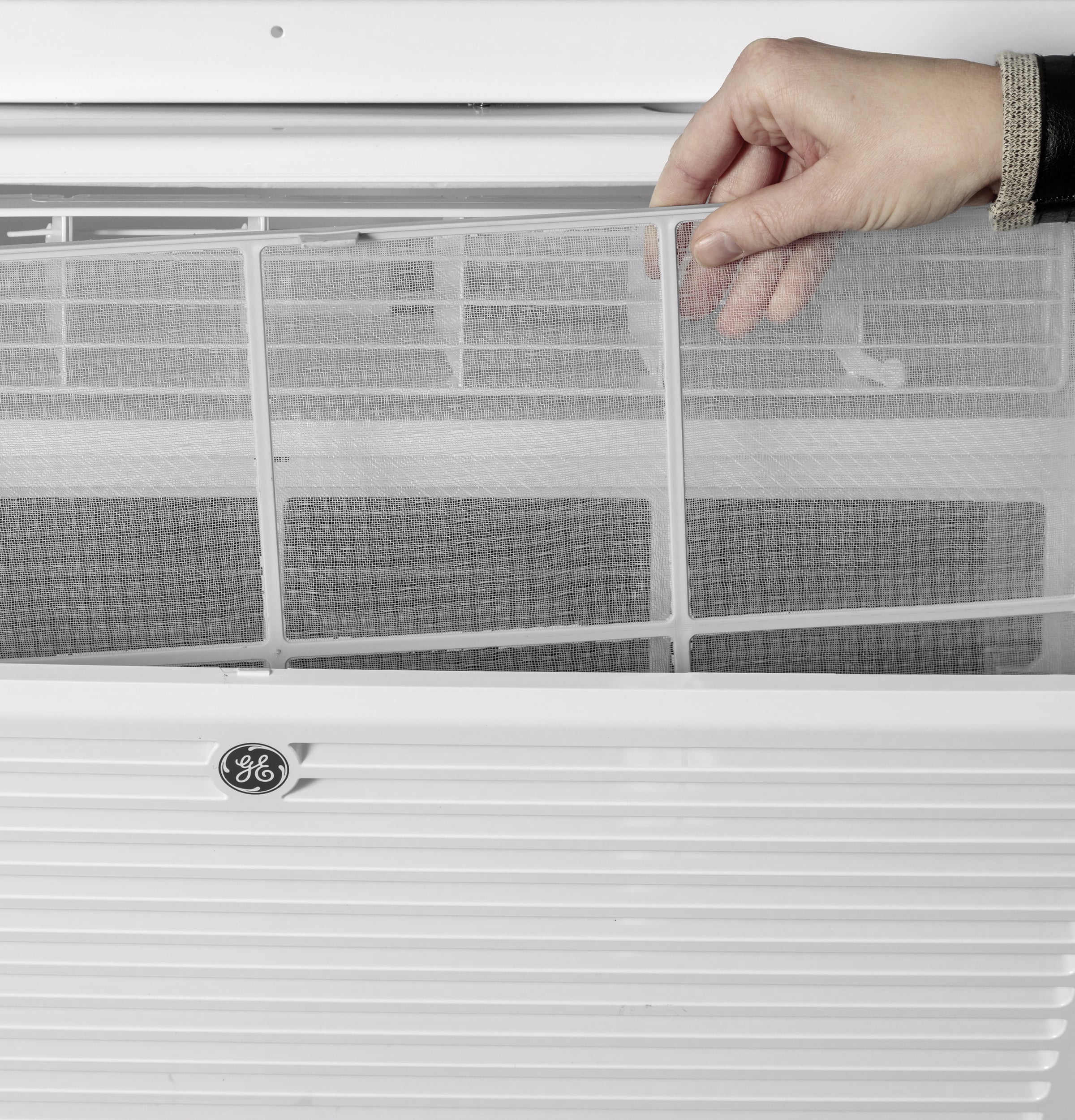 GE 10,000 BTU Window AC With Remote, AEW10AY