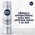 thumbnail image 3 of Espuma para afeitar NIVEA MEN Silver Protect antibacterial con iones de plata 200 ml, 3 of 7