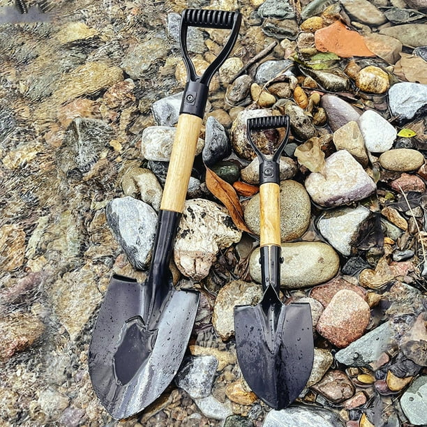 Small clearance digging shovel