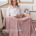 thumbnail image 3 of Manta Bedsure Cozy, color rosa, 100% microfibra, 130 x 150 cm, 3 of 7