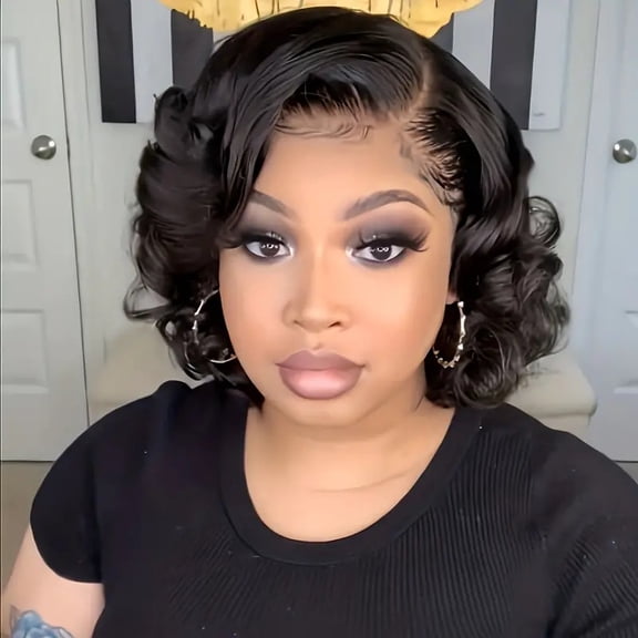 Black side-parted short curly synthetic fiber wavy wig