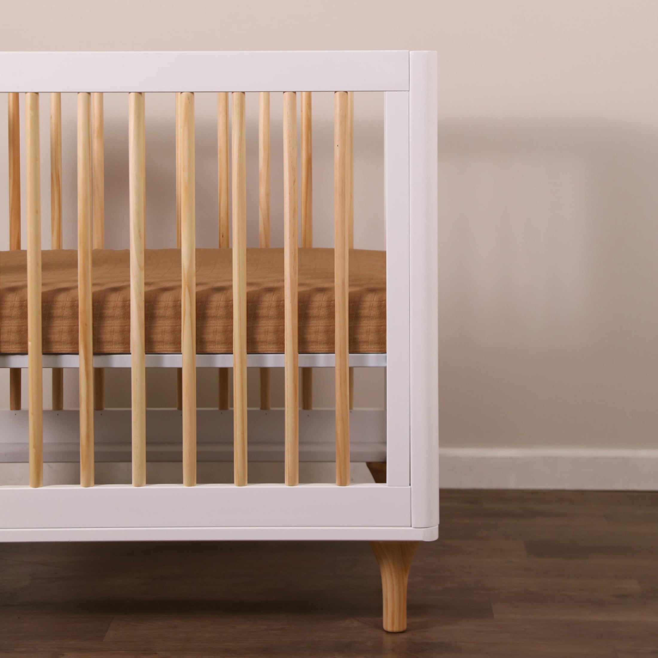Babyletto Mini Crib Sheet in GOTS Certified Organic Muslin Cotton