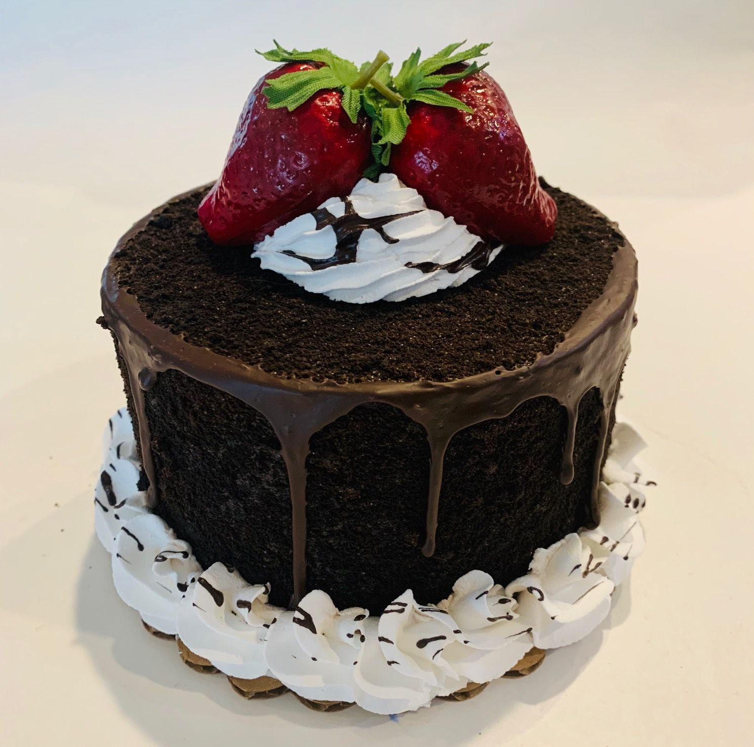 Fake Cake Chocolate Fudge Drizzle w/ Strawberries Prop Decoration Dezicakes