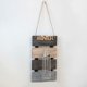 thumbnail image 1 of Jarrón hidropónico colgante - - Decoración de pared con tablero de madera para colgar plantas, flores, cristalería para el hogar, jardín, sala de estar, cafetería, decoración 30,3 x 17,3 cm （Invierno）, 1 of 5