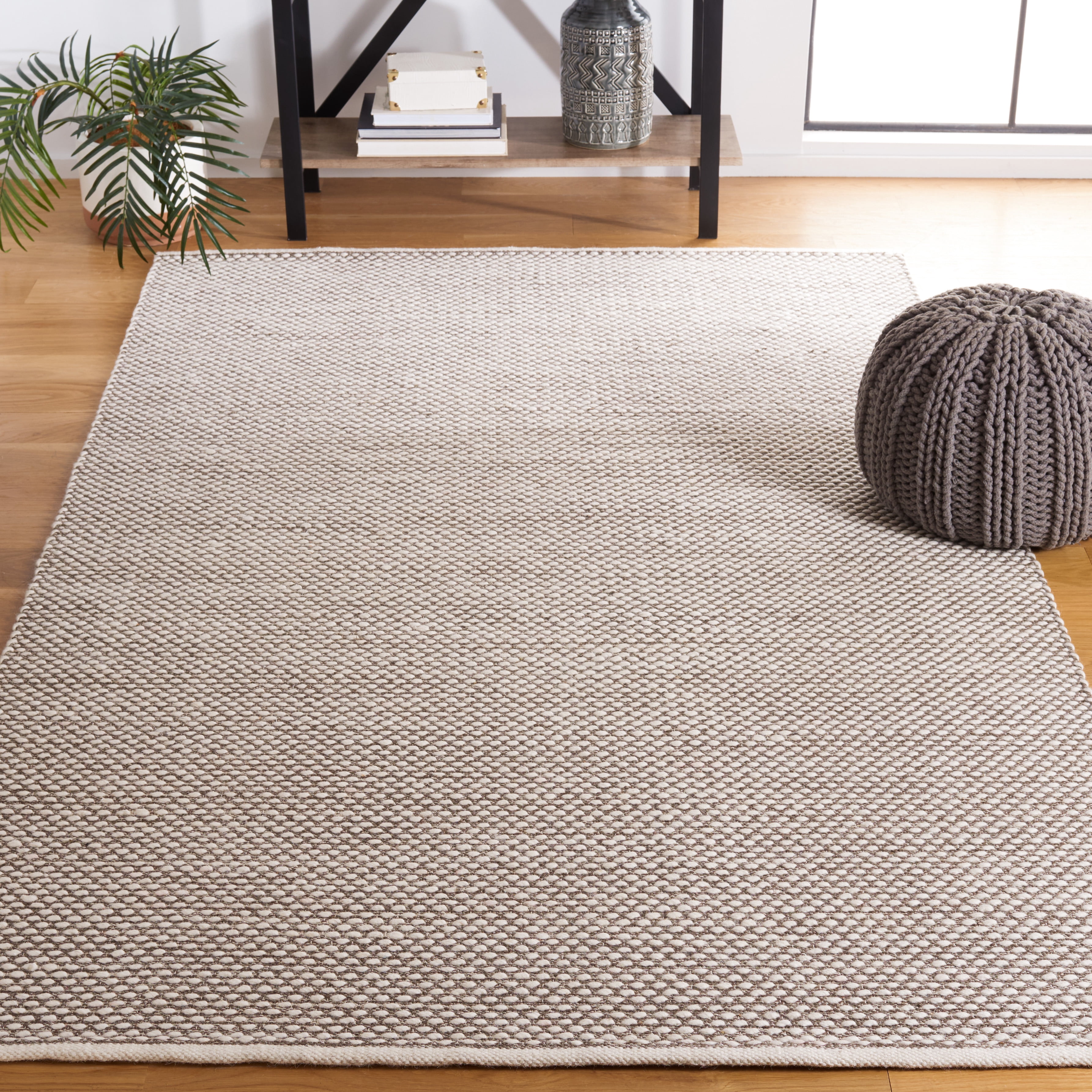 SAFAVIEH Vermont York Solid Area Rug, Brown, 6' x 9'