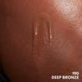 thumbnail image 3 of Clean Invisible, Fond de teint, Formule estompable, Couvrance modulable, Léger, Fini naturel, Non comédogène, 3 of 7