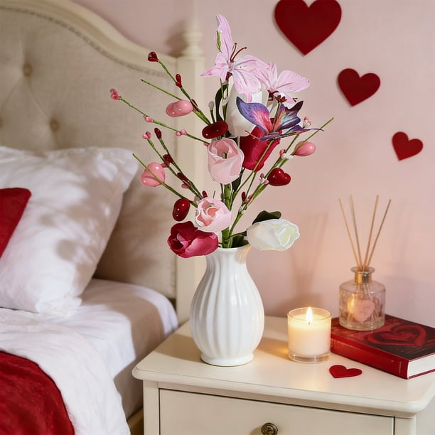Tulipanes artificiales con ramas de bayas en forma de corazón | Decoración para el hogar en San Valentín | Arreglo floral artificial para porche, jardín y jardinera