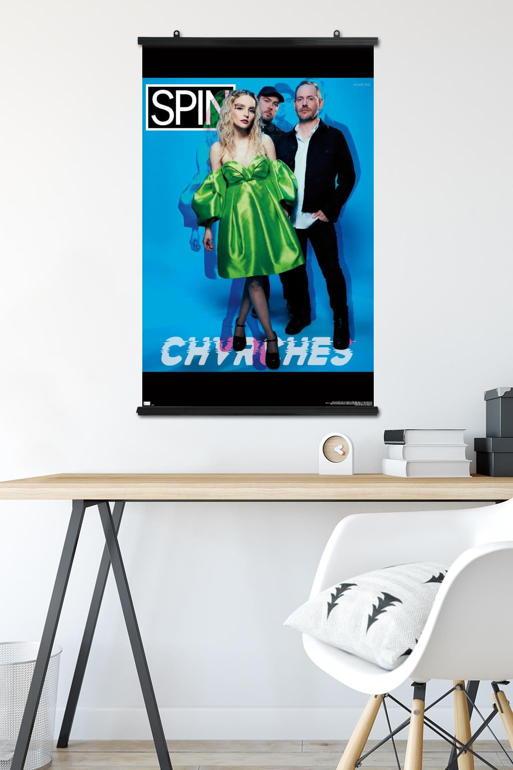 SPIN Magazine - CHVRCHES 21 Wall Poster, 22.375" x 34"