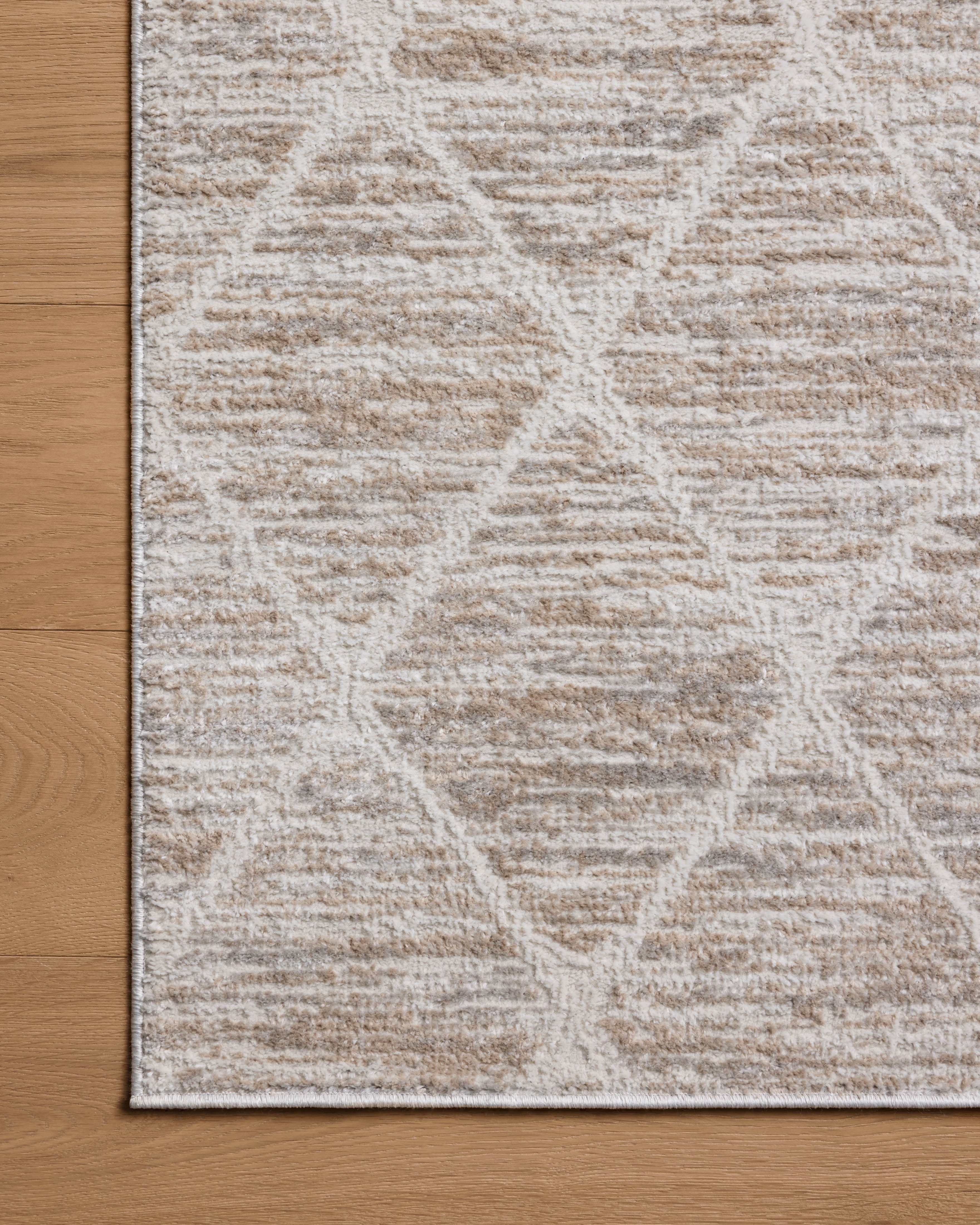 Loloi Townes Pebble / Beige 9'-2" x 13' Area Rug