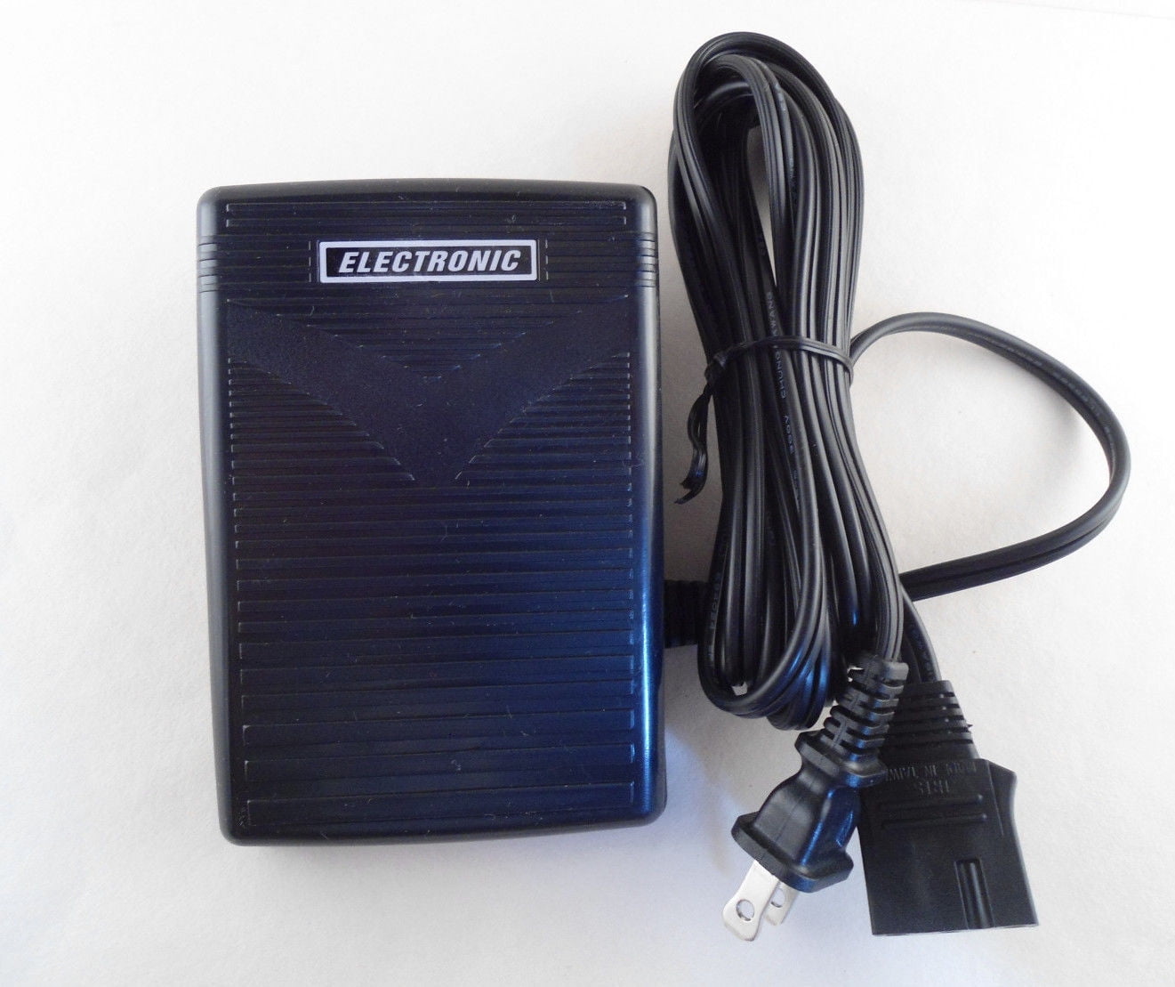 SINGER Serger Foot Control Pedal with Cord for 14U, 14U32 SINGER Serger Foot Control Pedal with Cord for 14U, 14U32