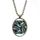 thumbnail image 1 of Dibujo blanco planta tropical de arte Collar Colgante de cadena vintage Colección de joyas colgantes Unbranded M, 1 of 3