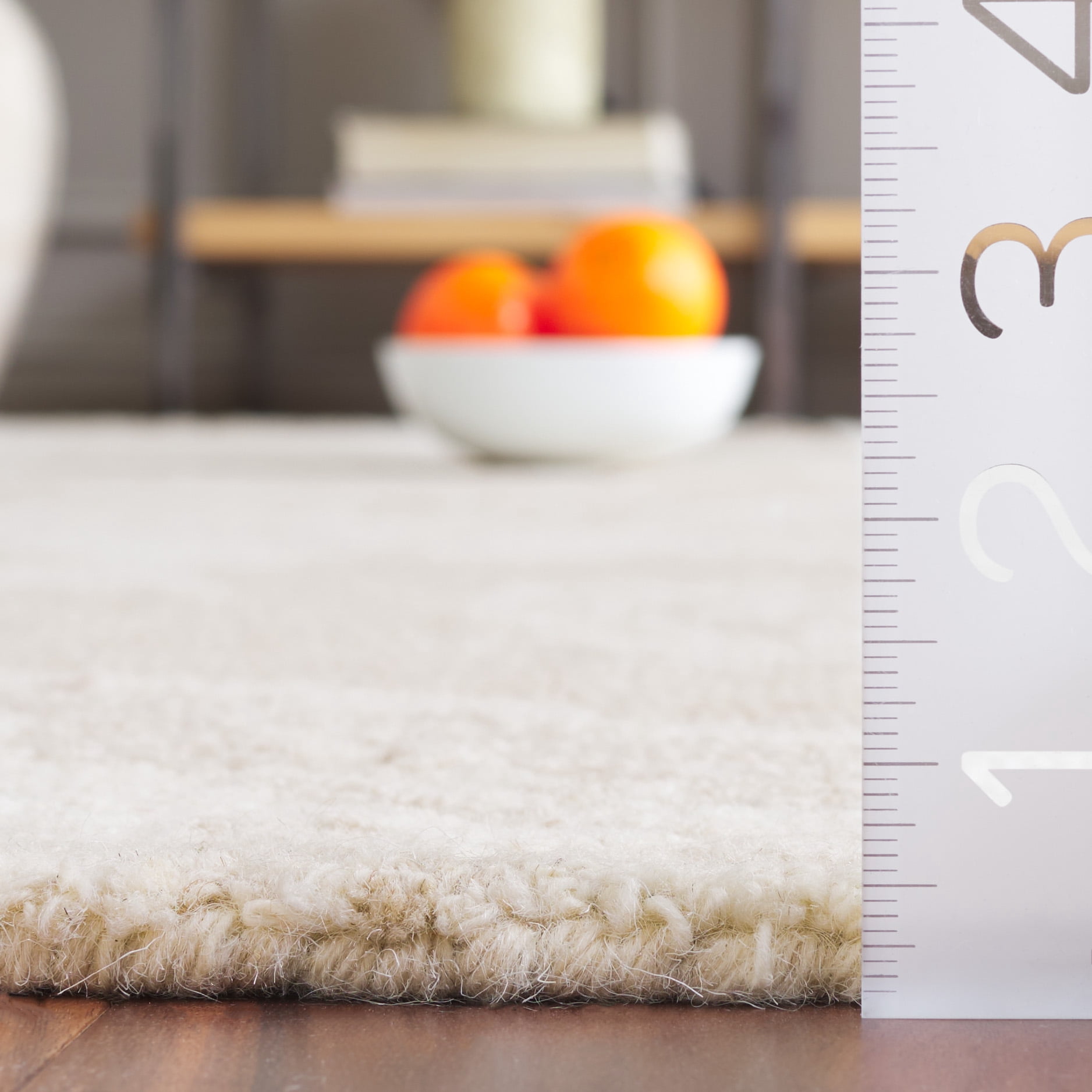 SAFAVIEH Jardin Tatjana Floral Area Rug, Ivory/Beige, 6' x 6' Square