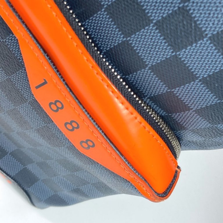 Pre-Owned LOUIS VUITTON N40157 Damier Cobalt Discovery 