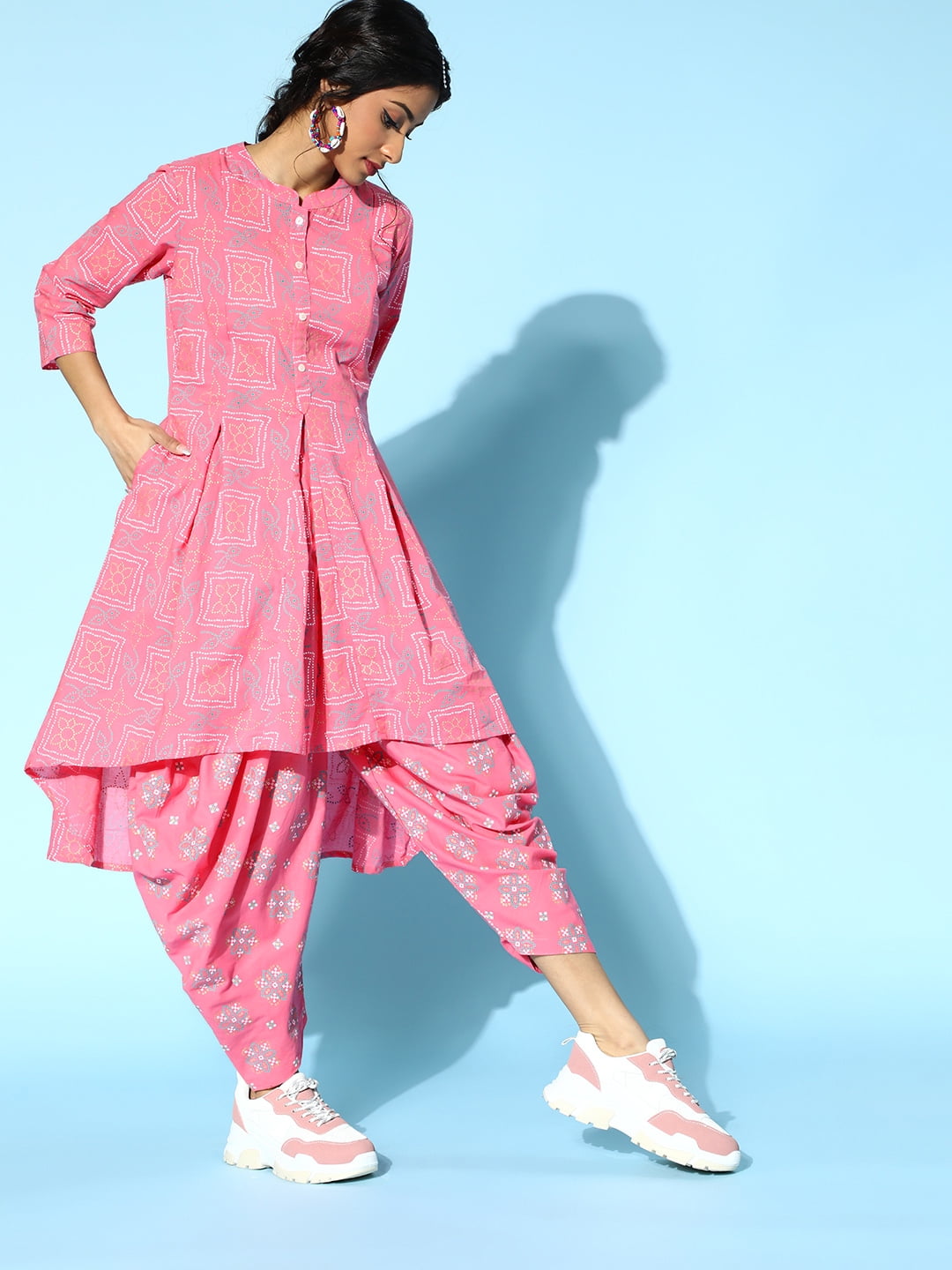 Buy Women's Pink Bandhani Yoke Design Kurta Set - Yufta Online at Best  Price | Trendia