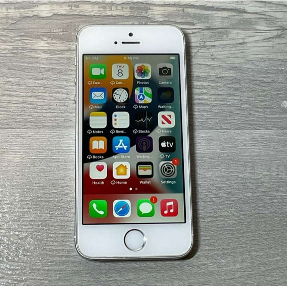 Pre-Owned Apple iPhone SE (2016), 16GB, Silver, Unlocked