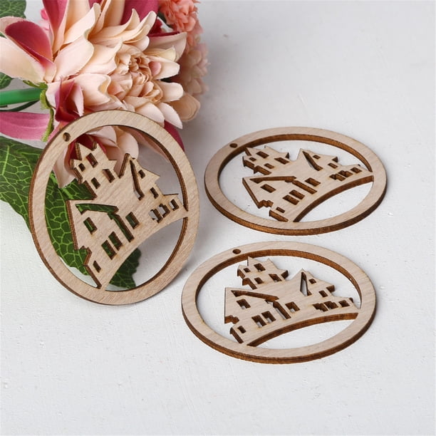 Xihbxyly Colgante de Madera para Halloween, Diseño Hueco, Decoración Artesanal, Versátil para El Hogar o La Oficina, Decoración para Fiestas Navideñas, Brujas, Calabazas, Gatos Negros, 7 X 7 X 0,3 Cm