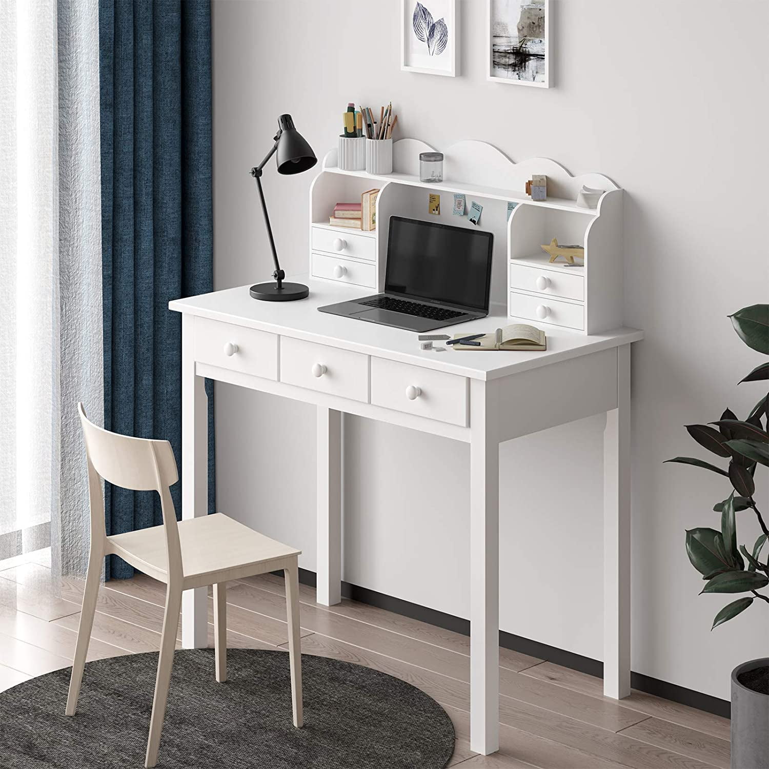 DLisiting Small Computer Desk for Bedroom White Modern Writing Table for  Small Spaces Kids Teens Student Study Work PC Desk 31 Inch