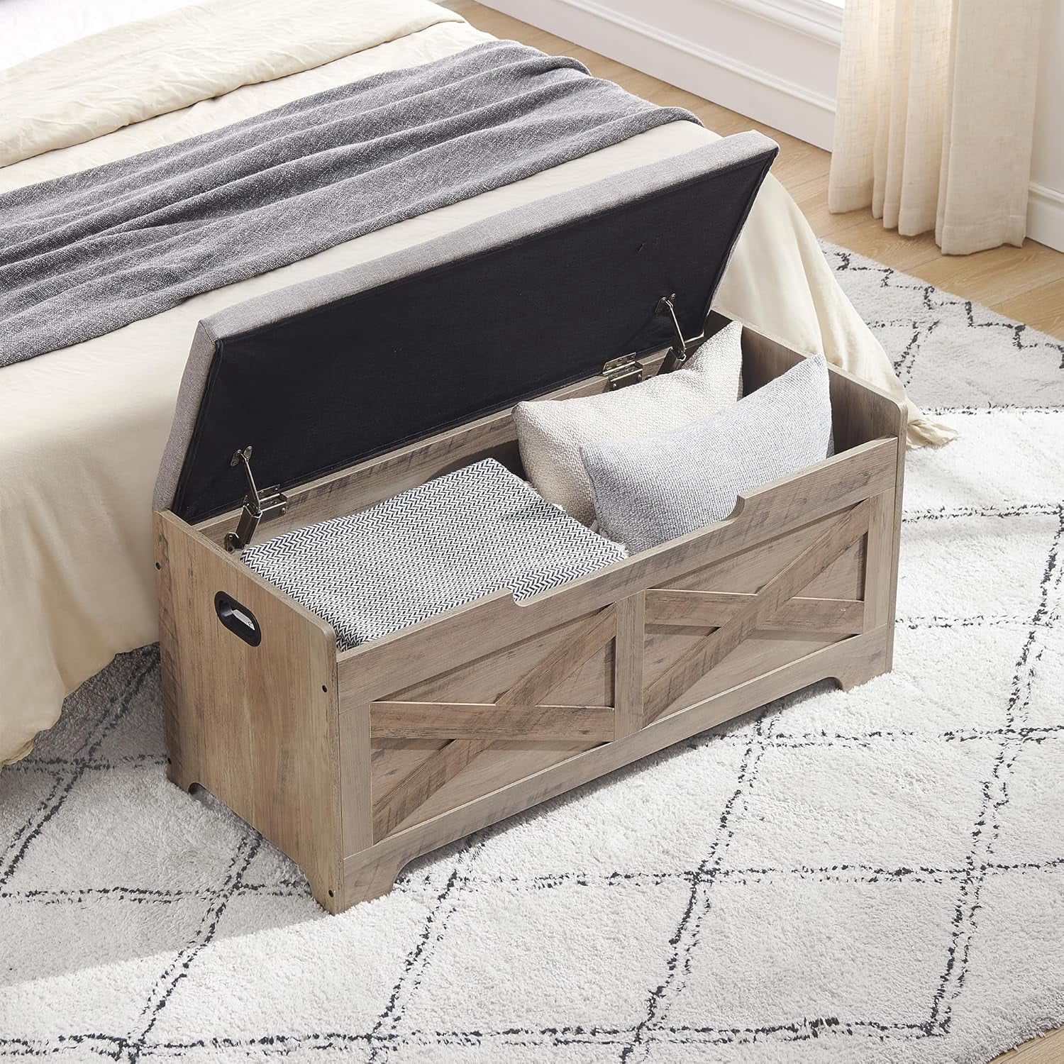 Storage Chest 39.4"x15.7"x18.1" Storage Bench with Safety Hinge, Barn Style Storage Trunk, Wooden Entryway Bench, Shoe Bench, Large Toy Chest for Entryway, Bedroom, Living Room