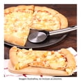thumbnail image 2 of Pizza entera sabor tres quesos, 2 of 6