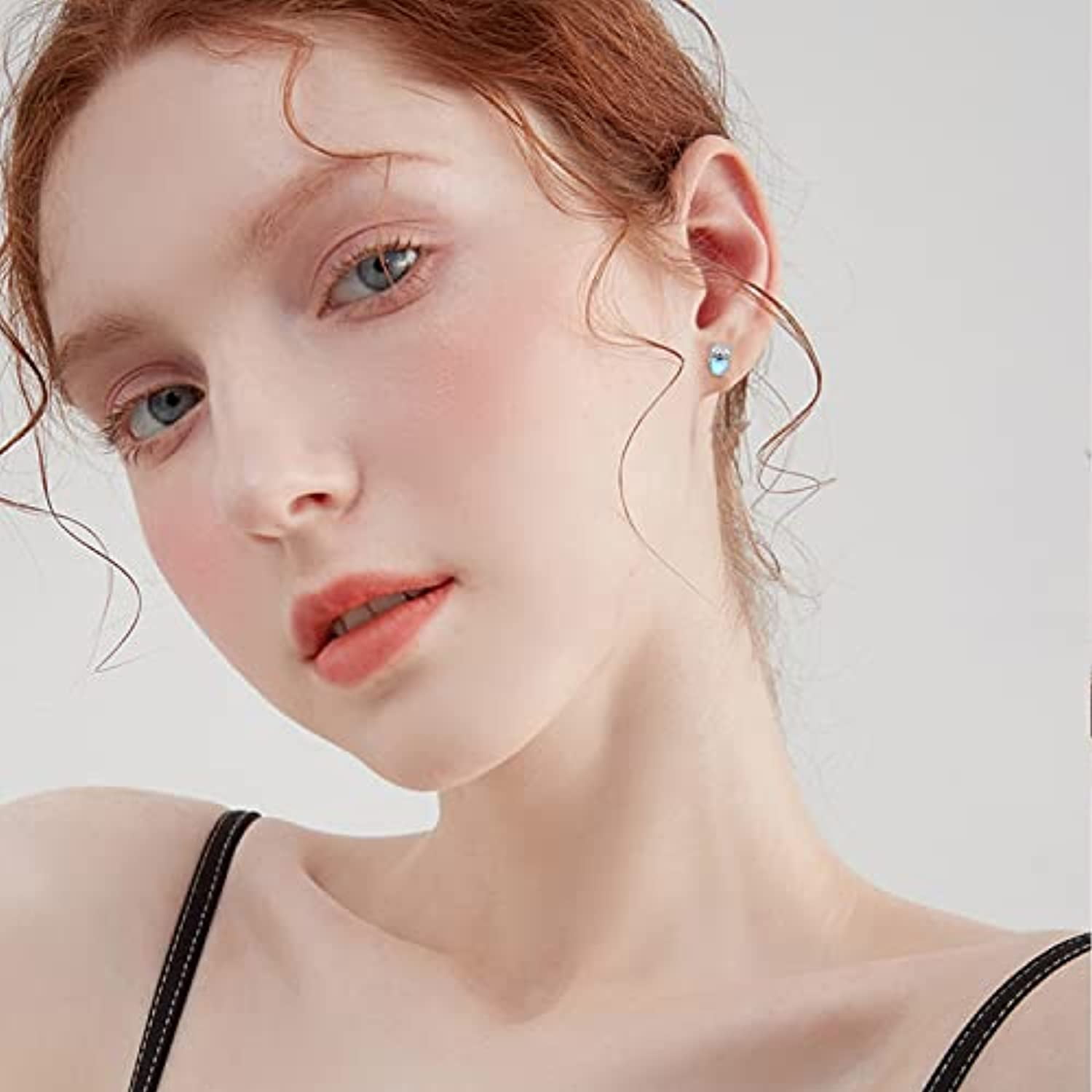Midir&Etain Cat Earrings 925 Sterling Silver Cat Stud Earrings Crystal Earrings Cute Animal Earrings Low Allergy Cat Stud Earrings Cat Jewelry Women's Gift