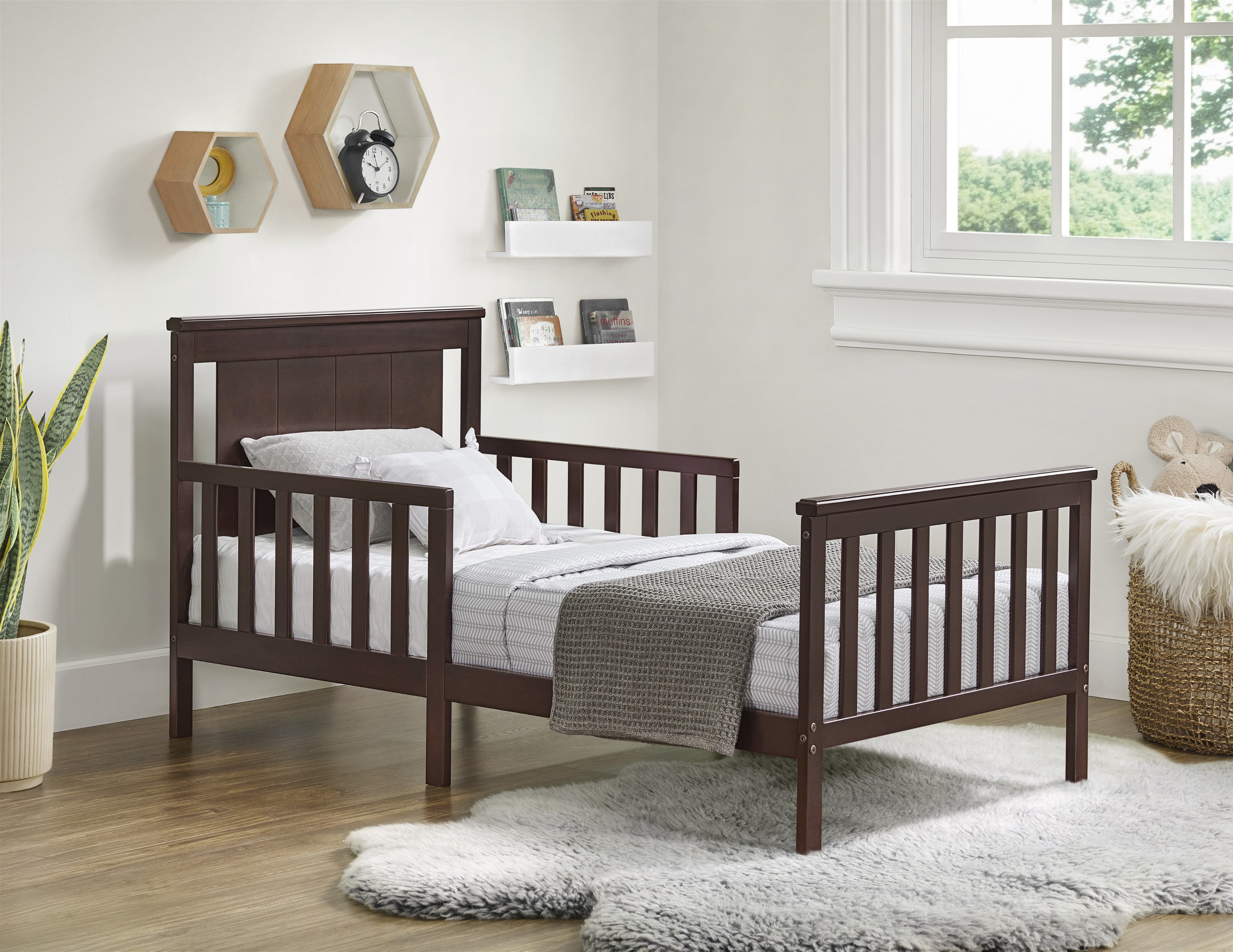 Oxford Baby Lazio Wood Frame Toddler Bed with Guardrails and Straight-Line Headboard, Espresso Brown