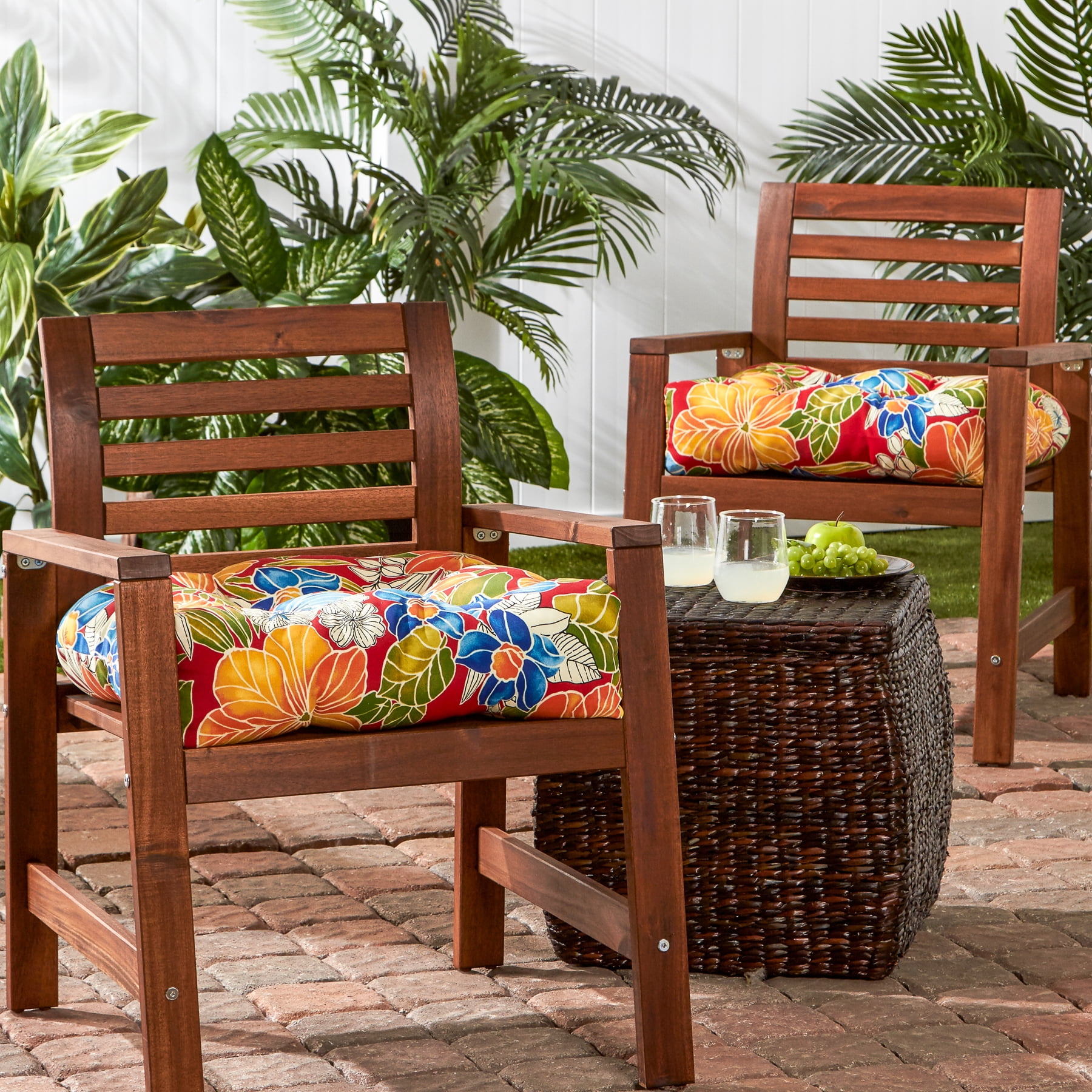 Greendale Home Fashions Tufted Outdoor 20'' x 20'' Seat Cushion, Set of 2, Aloha Red
