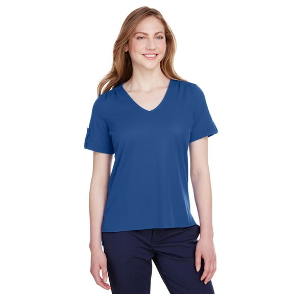 Devon & Jones DG20WB Ladies CrownLux Performance Plaited Rolled-Sleeve Top