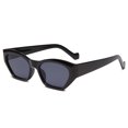 thumbnail image 1 of Qarigey Gafas enmarcadas pequeñas de moda para personas de moda Gafas de sol de color caramelo Gafas sin marco Lentes Marco negro, 1 of 6