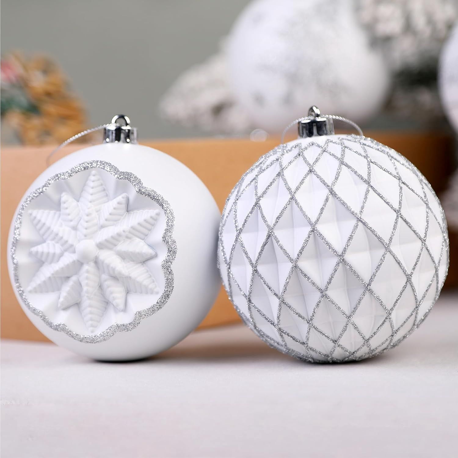 100MM/4 Inch 9PCS Large Christmas Balls Ornaments, Shatterproof Plastic Hanging Big Baubles Set for Xmas Tree Decoration Holiday Party Wedding Decorations with Hook