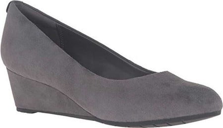 vendra bloom wedge pump