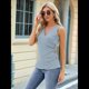 thumbnail image 4 of Camisetas Sin Mangas de Verano para Mujer, Informales, con Bordado de Ojales, Cómodas, con Diseño de Botones, Corte Entallado, Básicas. Azul S, 4 of 10