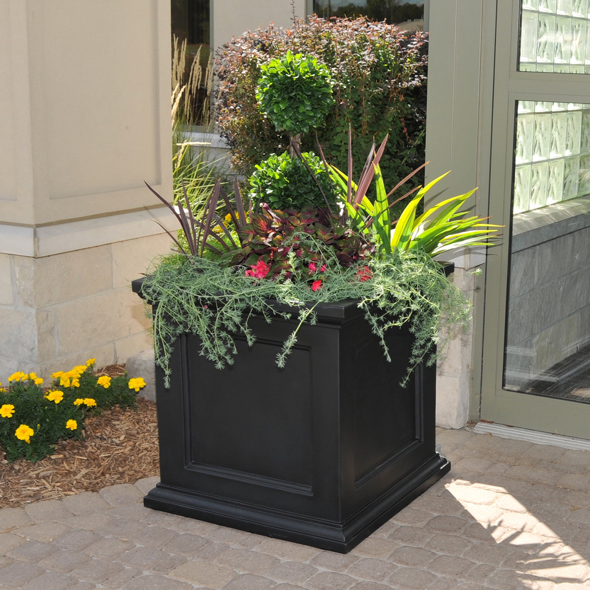 Mayne Fairfield 28" x 28" x 28" Square Black Plastic Planter
