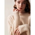 thumbnail image 4 of 100% suéter de lana pura para mujer 2024 Otoño/Invierno industria pesada gancho flor hueco moda medio cuello alto Jersey de punto suelto, 4 of 5