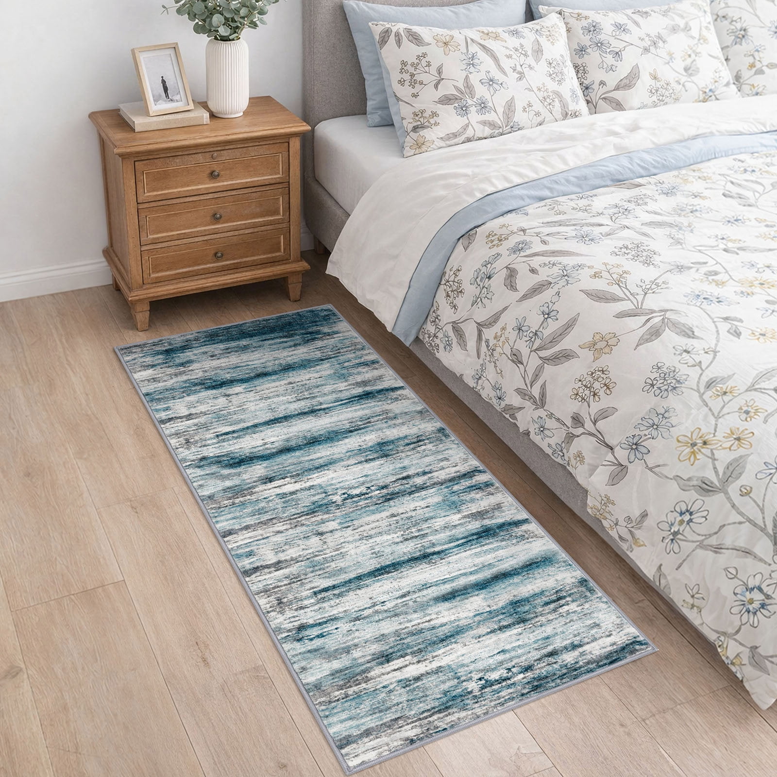 iOhouze Hallway Runner Rug 2x5 Washable Rug Runners Non Slip Kitchen Runner Rug Soft Print Distressed Blue Carpet Runner for Entryway Bedroom Kitchen Laundry Room