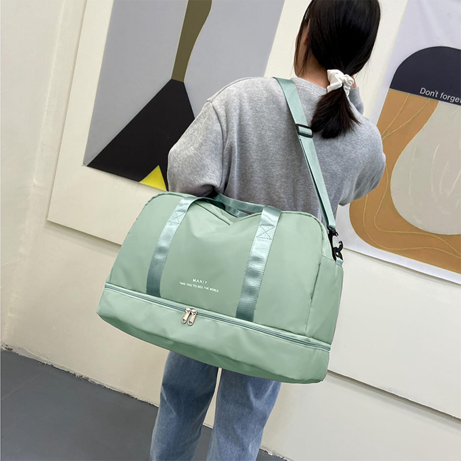 Jierger Large Capacity Gym Bag for Women Sports Travel Duffel Bag with Shoe Compartment Light Overnight Bag for Lady Travel Gym Yoga