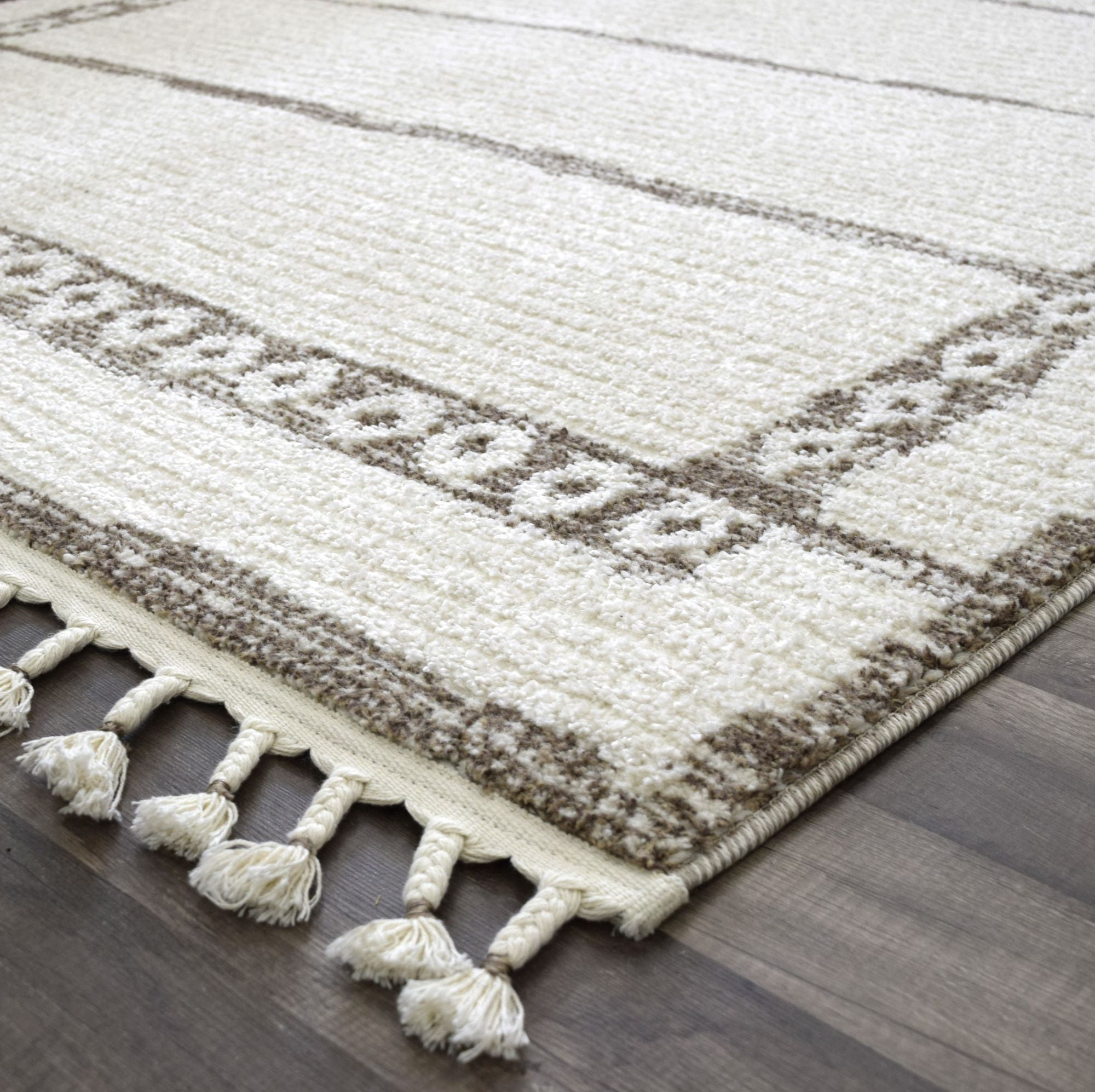 Mason Brooks Catalan IB40C Transitional Geometric 2'6" X 4' Area Rug