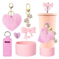thumbnail image 2 of Colgante bola de pelo, juego de tazas de silicona, lazo, pajita, pareja de peluches, llavero con forma de corazón, 2 of 4
