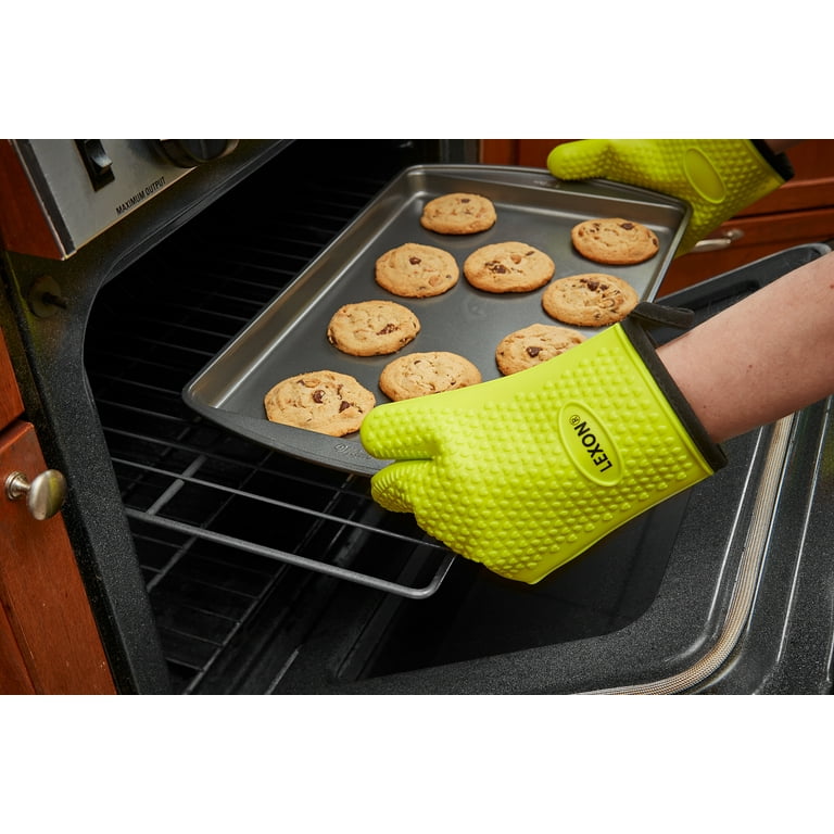 Cheer.US 2 Pcs Extra Thick Professional Microwave Silicone Oven Mitts for  one Pair, Kitchen Lines Set for Heat Resistant with 500 Degrees, Kitchen  Gloves Pot Holder for BBQ Cooking Baking 