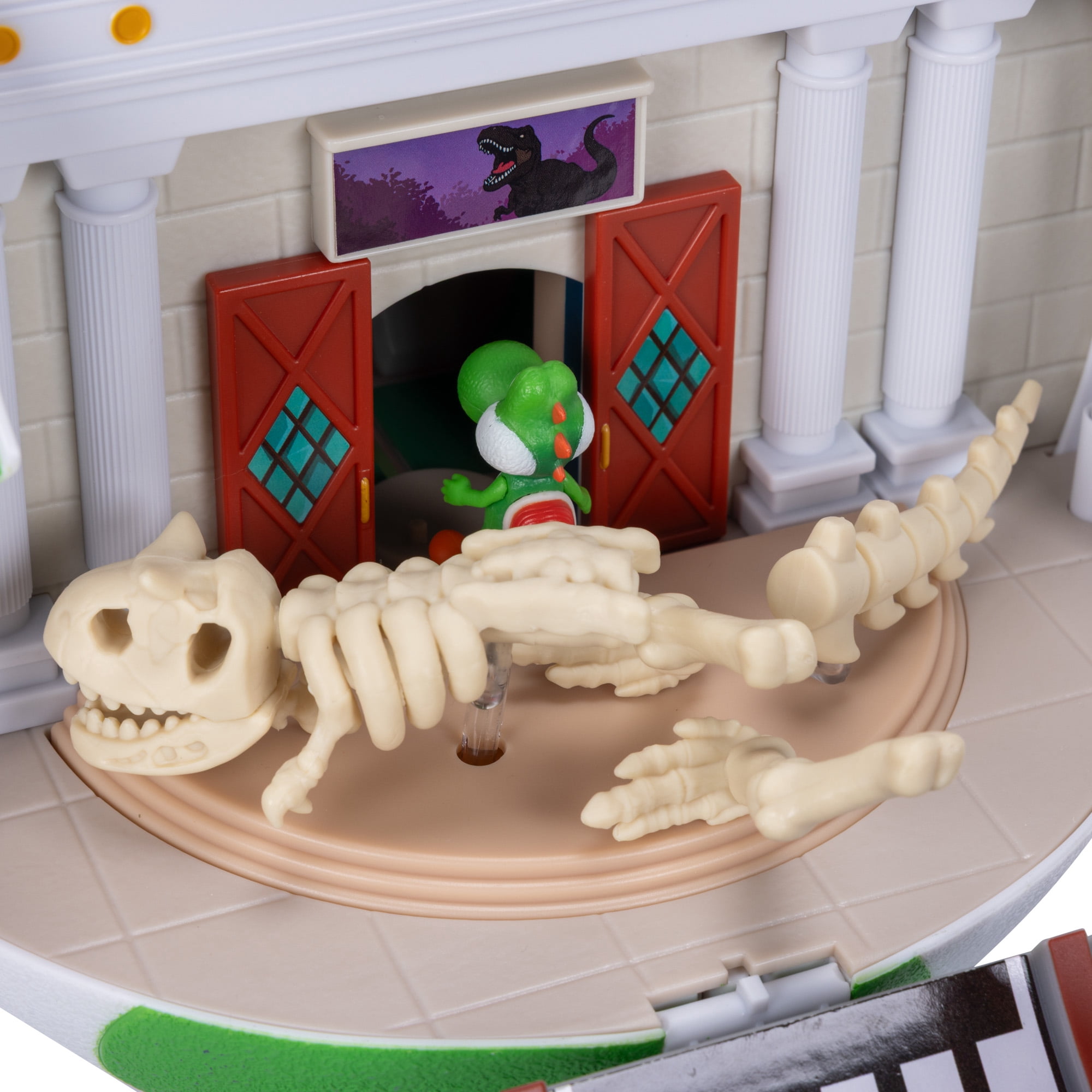 The Super Mario Galaxy Movie – Yoshi Egg Playset with 1.5 inch Yoshi and Exclusive Fire Mario Action Figures