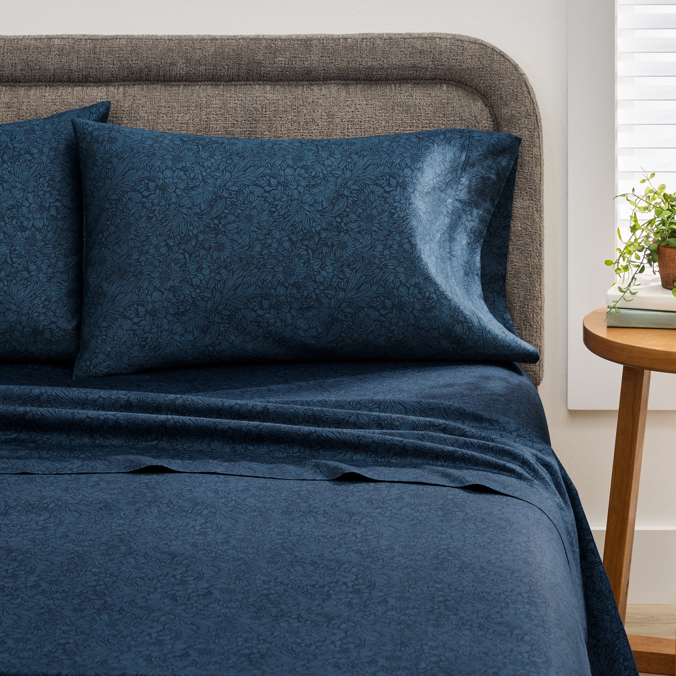 Better Homes & Gardens 4-Piece 400 Thread Count Otaki Floral Blue Cove Performance Bed Sheet Set, King