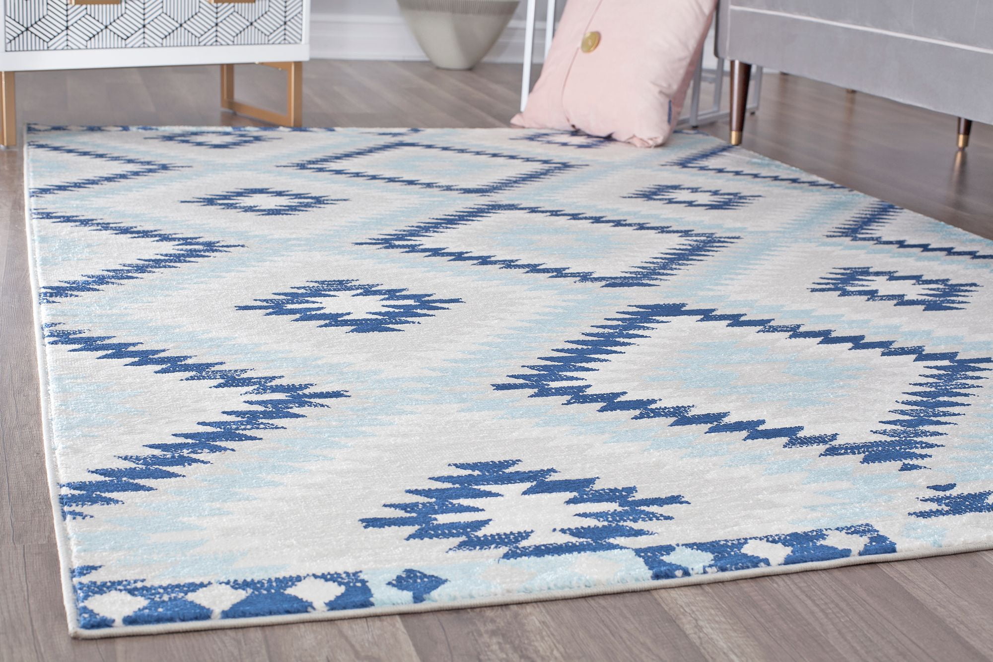 Soleil BR30I Ice Blue Tribal Moroccan blue Area Rug, 2'x8'