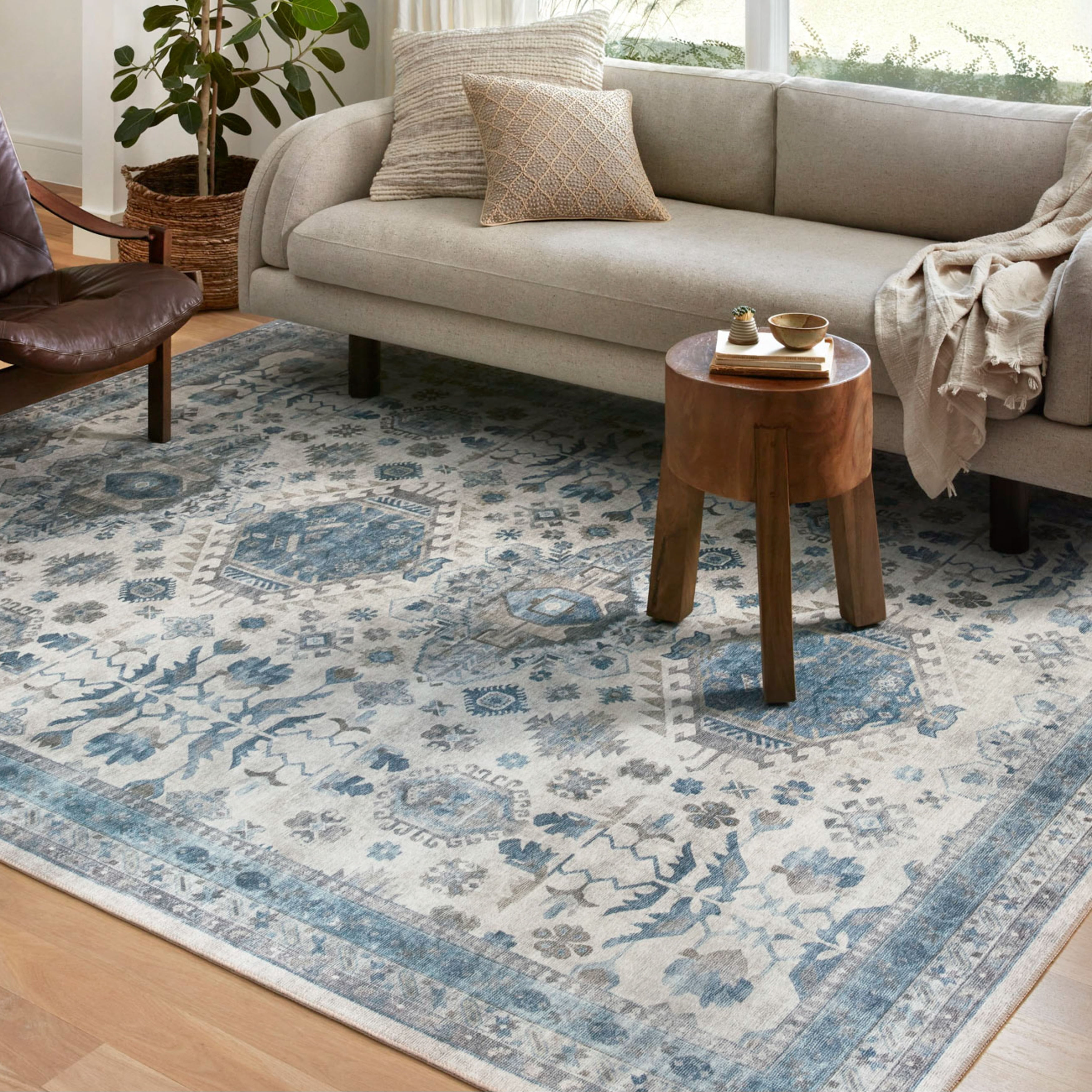 Loloi Eileen Natural / Sunrise 18" x 18" Sample Rug