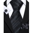 thumbnail image 5 of Set de corbata Barry.Wang de seda a cuadros con gemelos y pañuelo, 5 of 5