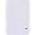 thumbnail image 1 of Toalla de baño Tommy Hilfiger Modern American, 100% algodón, 574 g/m², 1 of 2