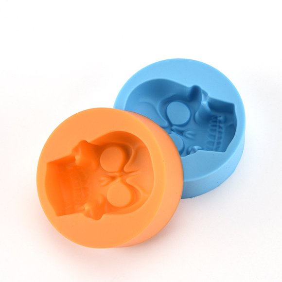 LIFKOME Orange Food Grade Silicone Baking Mold Baking 2.4x2.3x0.8in 1Set