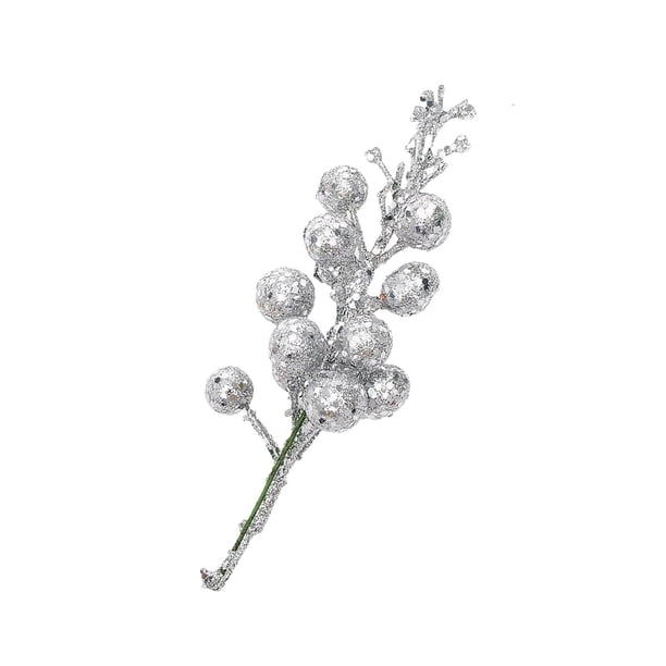 Adornos Navideños con Bayas, Ramas Artificiales y Adornos Navideños.