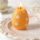 thumbnail image 1 of Vela perfumada con forma de huevo de Pascua | Vela decorativa de cera de soja con lunares | Centro de mesa primaveral para el hogar y recuerdos de fiesta, 1 of 8